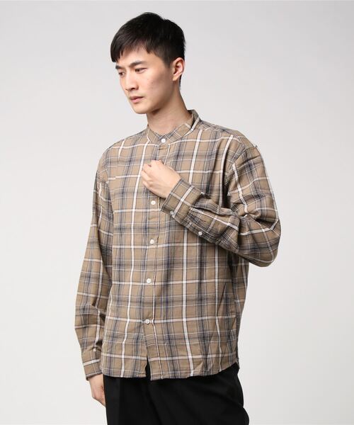 CORISCO（コリスコ）の「CORISCO 綿麻 パナマ バンドカラー シャツ (M1)（シャツ/ブラウス・メンズ・ホワイト/ベージュ/グリーン/ブラック系その他/ベージュ系その他/ブルー系その他/ブルー系その他2/ネイビー・MEDIUM/LARGE）」の4枚目の写真