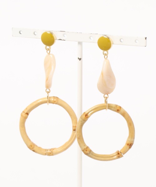 ap retro（アプレトロ）の「バンブーリング×マーブルストーンピアス【ZOZO限定アイテム】（ピアス（両耳用）・レディース・ブラック/イエロー/グリーン・FREE）」の6枚目の写真