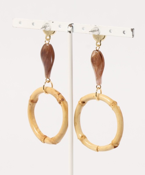 ap retro（アプレトロ）の「バンブーリング×マーブルストーンピアス【ZOZO限定アイテム】（ピアス（両耳用）・レディース・ブラック/イエロー/グリーン・FREE）」の7枚目の写真