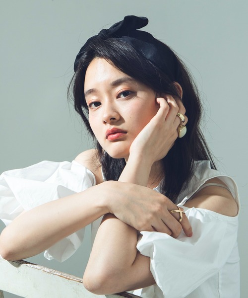 WEGO（ウィゴー）の「WEGO/リボンカチューシャ（カチューシャ・レディース・ブラック/ベージュ・FREE）」の7枚目の写真