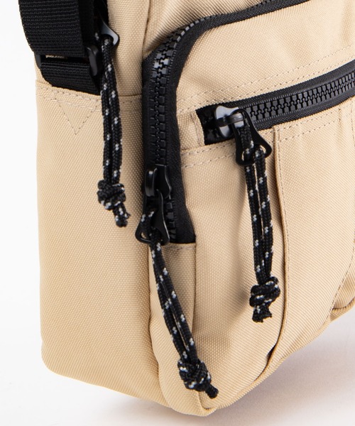 CONVERSE(コンバース)の「∴WEGO/CONVERSE 別注アーチロゴショルダー(ショルダーバッグ・メンズ・ホワイト/ベージュ/ブラック・FREE)」の4枚目の写真