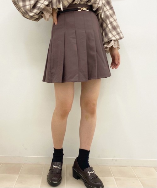 apres jour(アプレジュール)の「ラテカラープリーツスカパン【ZOZOTOWN限定アイテム】【8AP】(その他パンツ・レディース・ベージュ/その他/モカ/ライトベージュ・フリー)」の8枚目の写真