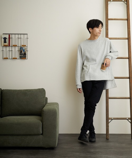 VIBGYOR（ヴィブジョー）の「VIBGYOR Select/ パイル裏起毛BIGスリットクルーネック (BL)（スウェット・メンズ・ライトグレー/ブラック/ベージュ/その他1/その他2/杢グレー/チャコール・LARGE/MEDIUM）」の18枚目の写真