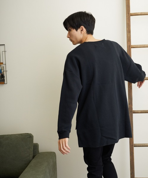 VIBGYOR（ヴィブジョー）の「VIBGYOR Select/ パイル裏起毛BIGスリットクルーネック (BL)（スウェット・メンズ・ライトグレー/ブラック/ベージュ/その他1/その他2/杢グレー/チャコール・LARGE/MEDIUM）」の15枚目の写真