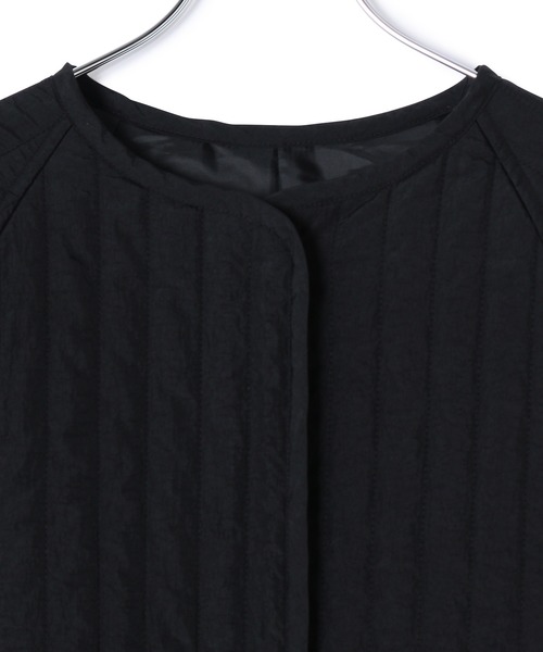 ADAM ET ROPE'（アダムエロペ）の「＜追加＞【WEB限定】縦キルティングブルゾン（ブルゾン・レディース・ブラック/ライトグレー・FREE）」の10枚目の写真