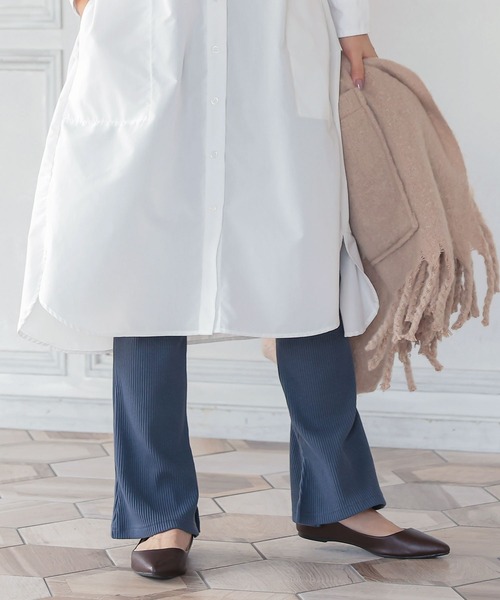 KOBE LETTUCE(コウベレタス)の「選べる3丈 裏微起毛 サイドスリットセミフレアリブレギンスパンツ(レギンス/スパッツ・レディース・ブラウン系その他/グレイッシュベージュ/カーキ/ブラック/ピンク系その他/ブラック系その他/アイボリー/ブルー系/ライトグレー/ネイビー/グリーン系/杢グレー・M1/2/1/M2/M3/3/L1/L2/L3)」の11枚目の写真