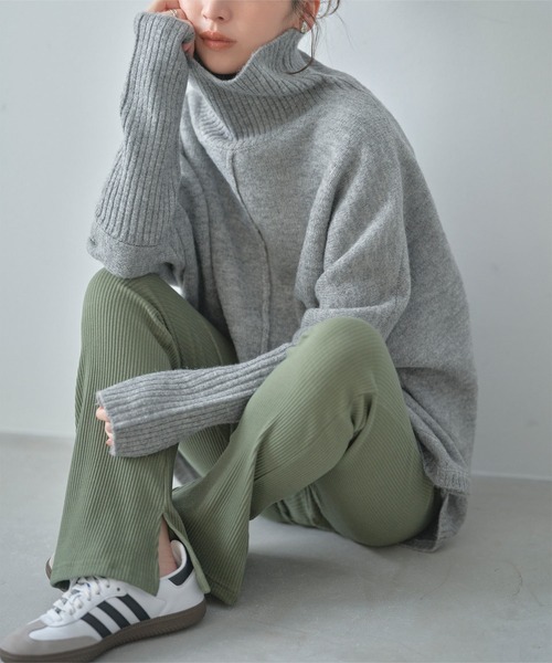 KOBE LETTUCE(コウベレタス)の「選べる3丈 裏微起毛 サイドスリットセミフレアリブレギンスパンツ(レギンス/スパッツ・レディース・ブラウン系その他/グレイッシュベージュ/カーキ/ブラック/ピンク系その他/ブラック系その他/アイボリー/ブルー系/ライトグレー/ネイビー/グリーン系/杢グレー・M1/2/1/M2/M3/3/L1/L2/L3)」の21枚目の写真