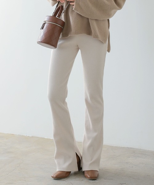 KOBE LETTUCE(コウベレタス)の「選べる3丈 裏微起毛 サイドスリットセミフレアリブレギンスパンツ(レギンス/スパッツ・レディース・ブラウン系その他/グレイッシュベージュ/カーキ/ブラック/ピンク系その他/ブラック系その他/アイボリー/ブルー系/ライトグレー/ネイビー/グリーン系/杢グレー・M1/2/1/M2/M3/3/L1/L2/L3)」の22枚目の写真