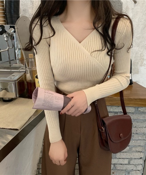 yuue' ( wear )（ユーイ）の「カシュクールデザインニットカットソー（ニット/セーター・レディース・ホワイト/ブラック/アイボリー・FREE）」の11枚目の写真