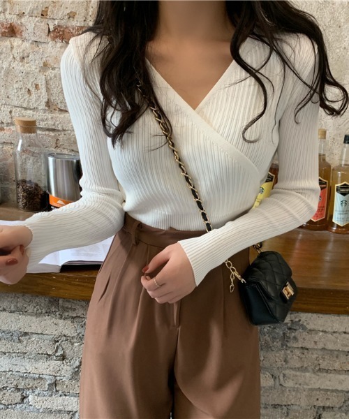 yuue' ( wear )（ユーイ）の「カシュクールデザインニットカットソー（ニット/セーター・レディース・ホワイト/ブラック/アイボリー・FREE）」の9枚目の写真