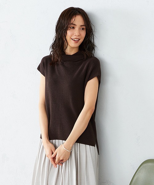 COMME CA ISM(コムサイズム)の「フレンチスリーブ オフタートルニット(ニット/セーター・レディース・ホワイト/ブラック/ベージュ/ダークブラウン・MEDIUM/LARGE)」の19枚目の写真