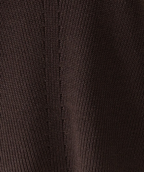 COMME CA ISM(コムサイズム)の「フレンチスリーブ オフタートルニット(ニット/セーター・レディース・ホワイト/ブラック/ベージュ/ダークブラウン・MEDIUM/LARGE)」の16枚目の写真