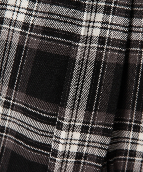 Another Edition（アナザーエディション）の「コットンチェックガウンシャツⅡ/ AE C/CHK GOWN SHTⅡ◆（シャツ/ブラウス・レディース・ダークグレー/レッド/コバルトブルー・フリー）」の17枚目の写真