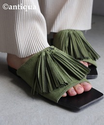 ボリュームタッセルサンダル