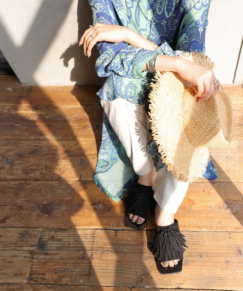 antiqua（アンティカ）の「ボリュームタッセルサンダル（サンダル・レディース・ブラック/アッシュブラウン/カーキ・S/L/M/LL）」の8枚目の写真