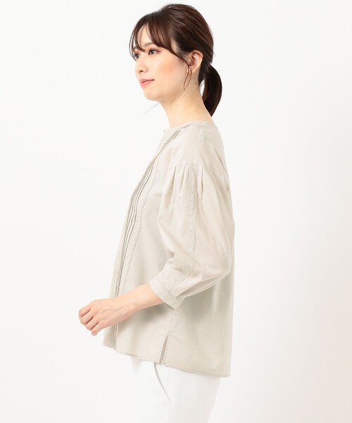 J.PRESS(ジェイプレス)の「【洗える】60s コットンセルロースローン ブラウス(シャツ/ブラウス・レディース・スモーキーグリーン系/ベージュ系/ホワイト系・T13/T15)」の16枚目の写真