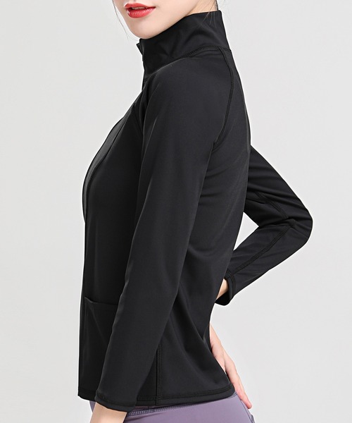 DAY CLOSET（デイ クローゼット）の「長袖タートルネックジップアップフィットネスヨガウェア（ジャージ・レディース・ダークグレー/ブラック・S/L/M/LL）」の5枚目の写真