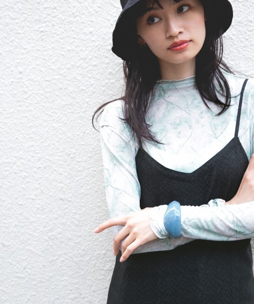 JEANASIS(ジーナシス)の「クリアフトバングル/947633(バングル/リストバンド・レディース・クリア/ブラウン系その他/ブルー系その他・FREE)」の6枚目の写真