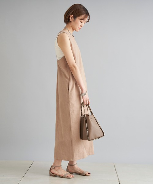 DouDou（ドゥドゥ）の「バッククロスワンピース（ワンピース・レディース・ブラック/ブラウン/ブルー・FREE）」の4枚目の写真