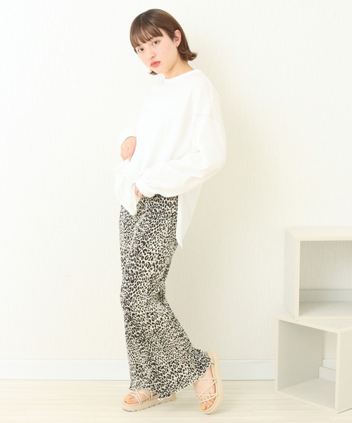 CHARM BERRY TIC（チャームベリーチック）の「レオパード柄クリスタルプリーツパンツ（その他パンツ・レディース・オフホワイト/ブラック・L/M）」の3枚目の写真