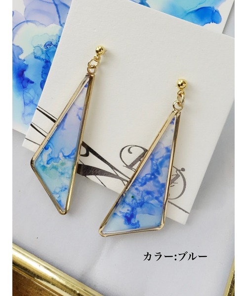 tone(トーン)の「【零-Rei-】瞬きシリーズ 大ぶりトライアングルピアス(MA)(ピアス(両耳用)・レディース・レッド/ピンク/オレンジ/ブルー/グリーン/ターコイズブルー/ラベンダー/イエロー/グレー/カーキ/パープル/ブラック/グリーン系その他/ブラウン/ネイビー・FREE)」の10枚目の写真