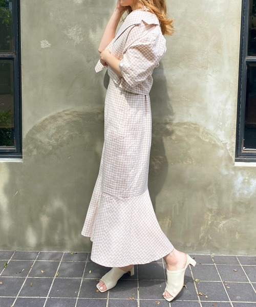 one after another NICE CLAUP（ワンアフターアナザーナイスクラップ）の「【WEB限定】ショートテーラードジャケット（テーラードジャケット・レディース・ベージュ系その他/ブラウン/オレンジ/ブラック/ブルー系その他・FREE）」の8枚目の写真