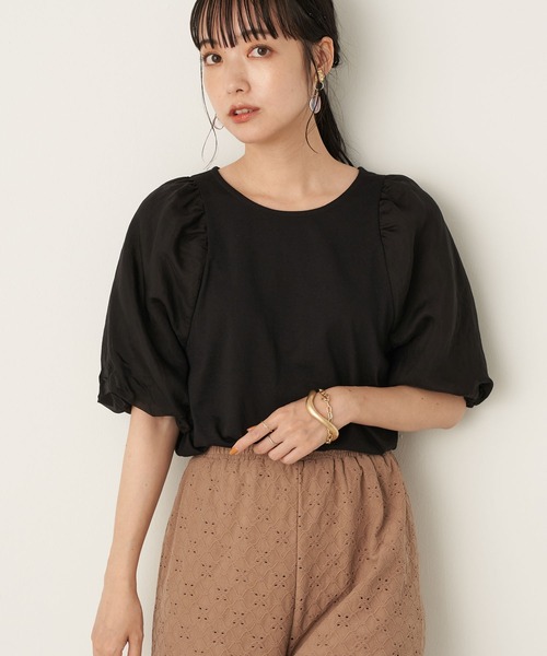 earth music&ecology（アースミュージックアンドエコロジー）の「パフスリーブカットプルオーバー ＊（Tシャツ/カットソー・レディース・ミント/ブラック/オフホワイト/ブラウン・FREE）」の2枚目の写真