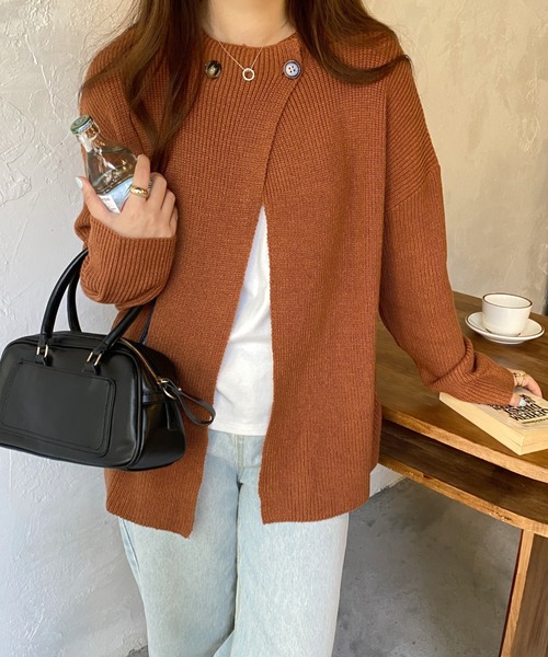 ABITOKYO(アビトーキョー)の「フロントダブルボタンデザインカーディガン(カーディガン/ボレロ・レディース・ブラウン/ベージュ/アイボリー/ブラック/キャメル/チャコールグレー/ブルーグレー/ダークパープル・FREE)」の6枚目の写真