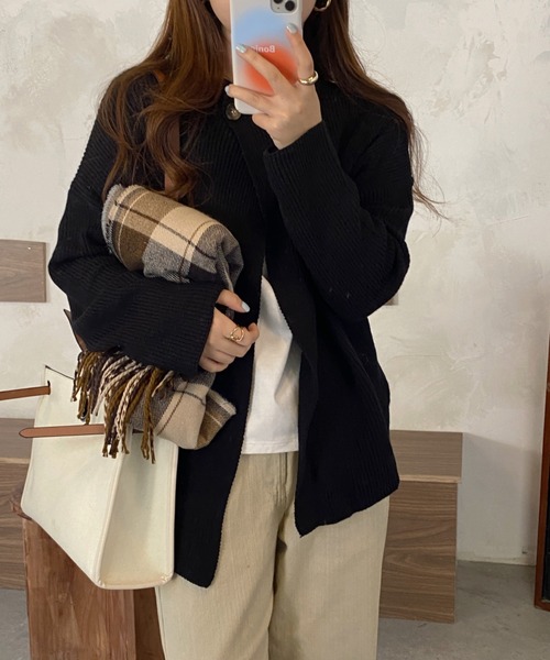 ABITOKYO(アビトーキョー)の「フロントダブルボタンデザインカーディガン(カーディガン/ボレロ・レディース・ブラウン/ベージュ/アイボリー/ブラック/キャメル/チャコールグレー/ブルーグレー/ダークパープル・FREE)」の3枚目の写真