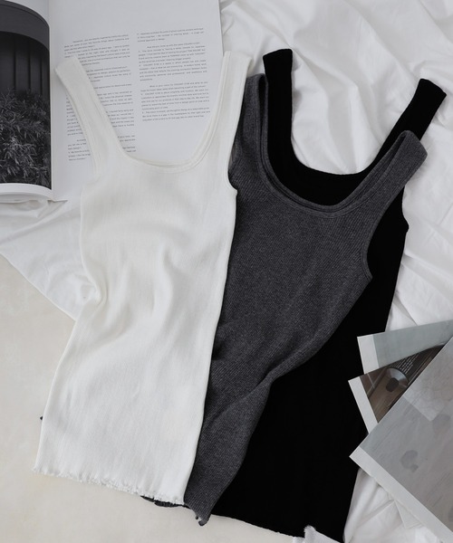 COLONY 2139（コロニートゥーワンスリーナイン）の「丸胴テレコタンクトップ（タンクトップ・レディース・オフホワイト/ブラック/チャコールグレー・MEDIUM/LARGE）」の4枚目の写真
