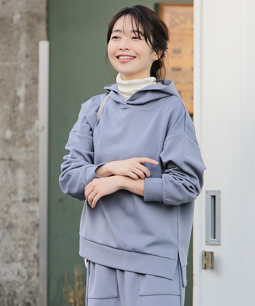 Honeys（ハニーズ）の「きれいめパーカー（パーカー・レディース・ブラック/パープル/オリーブ/アイボリー/モカ/ブルー系その他/グレイッシュベージュ・LL/S/M/L）」の7枚目の写真