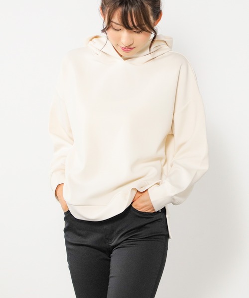 Honeys（ハニーズ）の「きれいめパーカー（パーカー・レディース・ブラック/パープル/オリーブ/アイボリー/モカ/ブルー系その他/グレイッシュベージュ・LL/S/M/L）」の2枚目の写真