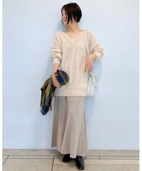 RIVE DROITE（リヴドロワ）の「軽やかで上品な素材が女性らしさを演出　ツイルロングスカート（スカート・レディース・ベージュ/チャコールグレー・36/38）」の20枚目の写真