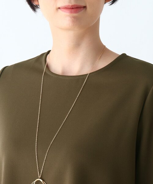 DRESKIP（ドレスキップ）の「◆ネックレス付きバックティアードプルオーバー（シャツ/ブラウス・レディース・ダークブラウン/ライトパープル/ライトグレー/ブラック・04/02/03）」の8枚目の写真