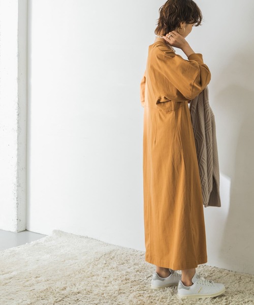 URBAN RESEARCH(アーバンリサーチ)の「デザインスリーブカットワンピース(ワンピース・レディース・モカ/ブルー系その他/キャメル・FREE)」の8枚目の写真