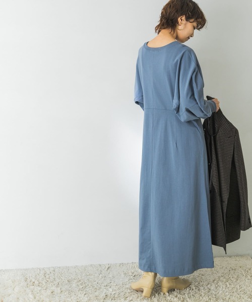 URBAN RESEARCH(アーバンリサーチ)の「デザインスリーブカットワンピース(ワンピース・レディース・モカ/ブルー系その他/キャメル・FREE)」の18枚目の写真