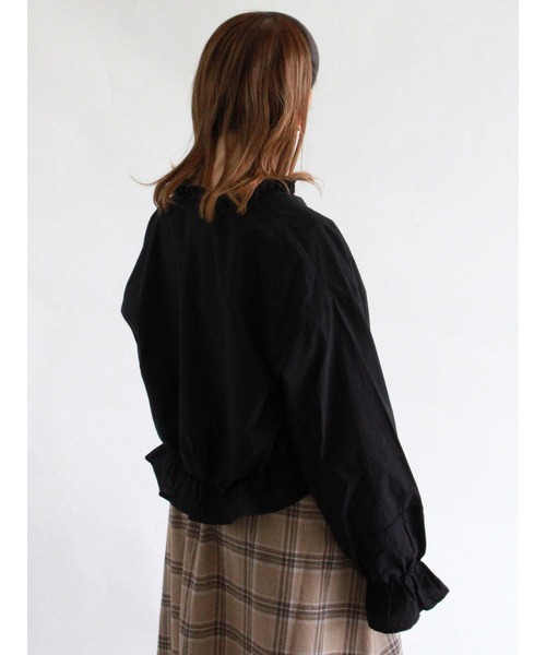 ehka sopo（エヘカソポ）の「ショート丈フリル衿ブラウス（シャツ/ブラウス・レディース・オフホワイト/カーキ/キナリ/ブラック・ﾌﾘ-）」の15枚目の写真