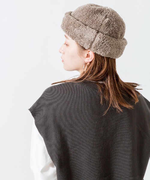 halo commodity（ハロ　コモディティー）の「[HALO COMMODITY/ハロ コモディティー] KUNA ボアフリースキャップ（ハット・レディース・モカ/ブラック/アイボリー・F）」の14枚目の写真