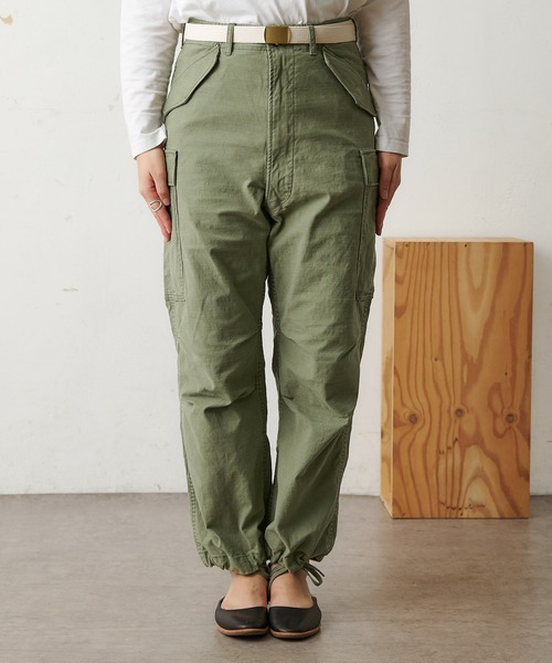 MASTER&Co(マスターアンドコー)の「【MASTER&Co./マスターアンドコー】CHINO M-65 6POCKETS FIELD PANTS(カーゴパンツ・レディース・オリーブ/ホワイト・X-SMALL/SMALL)」の9枚目の写真
