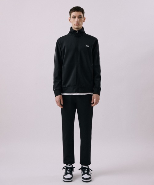 FCMM（エフシーエムエム）の「CLUB SIDELINE TRACK PANTS/クラブ