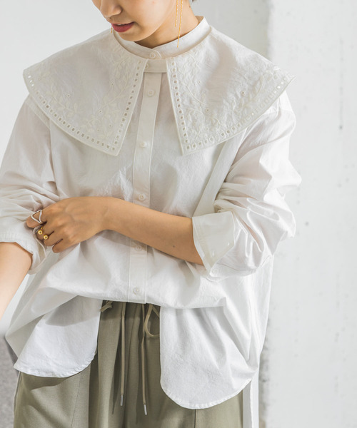 URBAN RESEARCH(アーバンリサーチ)の「ビッグカラーエンブロイダリーシャツ(シャツ/ブラウス・レディース・ブラック/オフホワイト・FREE)」の22枚目の写真