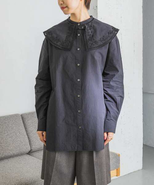 URBAN RESEARCH(アーバンリサーチ)の「ビッグカラーエンブロイダリーシャツ(シャツ/ブラウス・レディース・ブラック/オフホワイト・FREE)」の20枚目の写真