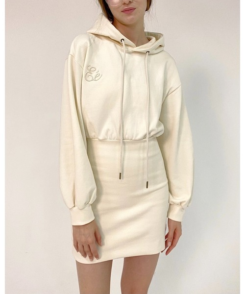 epine（エピヌ）の「Ee embroidery hoodie onepiece（ワンピース・レディース・アイボリー/ベージュ/グレー・FREE）」の12枚目の写真