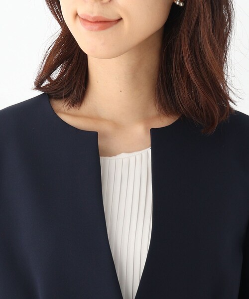 OPAQUE.CLIP(オペークドットクリップ)の「◆DELEGANT ダブルクロスキーネックジャケット【WEB限定サイズ】(スーツジャケット・レディース・ブラック/ベージュ/ネイビー・34/40/38/42/36)」の7枚目の写真