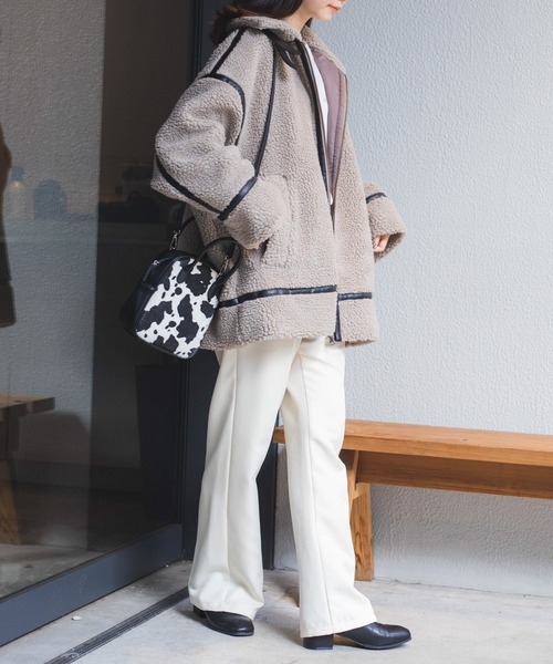 WEGO(ウィゴー)の「WEGO/フライトボアブルゾン(ブルゾン・メンズ・ベージュ/ブラック・MEDIUM/LARGE)」の12枚目の写真