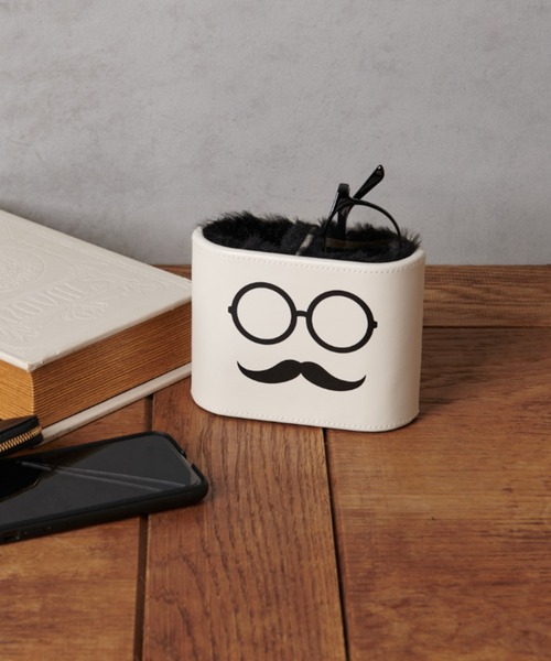 BIRTHDAY BAR（バースデイバー）の「メガネスタンド ジェントルマン（その他小物・メンズ・ホワイト/ダークグレー・フリー）」の3枚目の写真