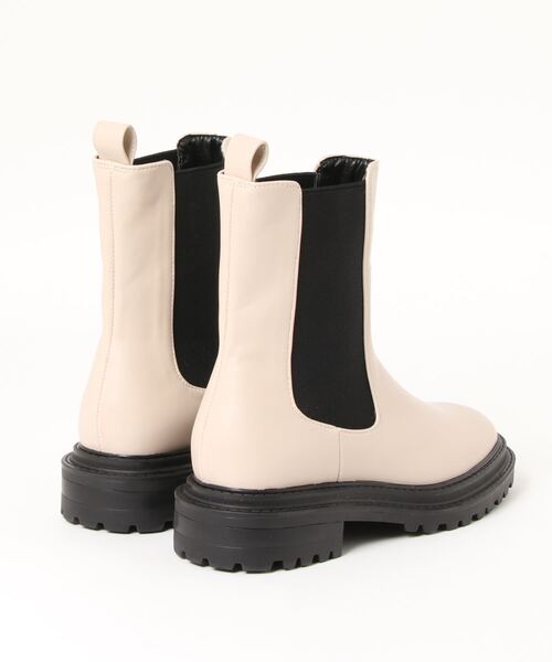 N.（N. Natural Beauty Basic）（エヌエヌナチュラルビューティーベーシック）の「【追加生産】サイドゴアミドルブーツ（ブーツ・レディース・ホワイト/ブラック・MEDIUM/LARGE）」の3枚目の写真