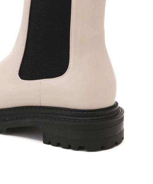 N.（N. Natural Beauty Basic）（エヌエヌナチュラルビューティーベーシック）の「【追加生産】サイドゴアミドルブーツ（ブーツ・レディース・ホワイト/ブラック・MEDIUM/LARGE）」の14枚目の写真