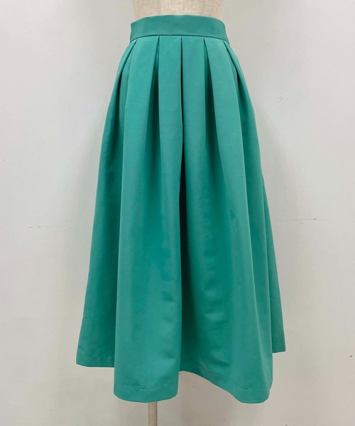 PICCIN(ピッチン)の「タックフレアスカート(スカート・レディース・ブラック/ベージュ/エメラルド・M)」の10枚目の写真