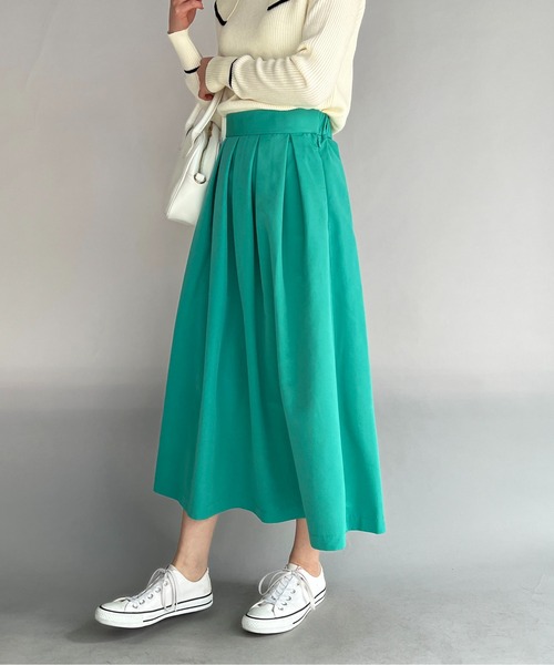 PICCIN(ピッチン)の「タックフレアスカート(スカート・レディース・ブラック/ベージュ/エメラルド・M)」の5枚目の写真